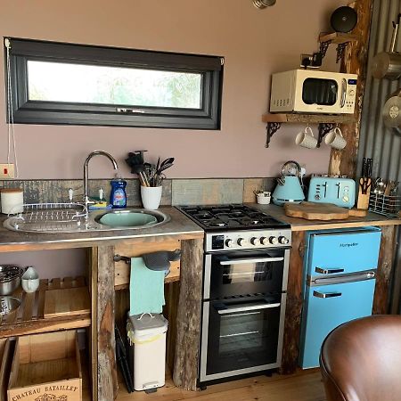 Byre Cottages & Log Cabin Cardigan Bagian luar foto
