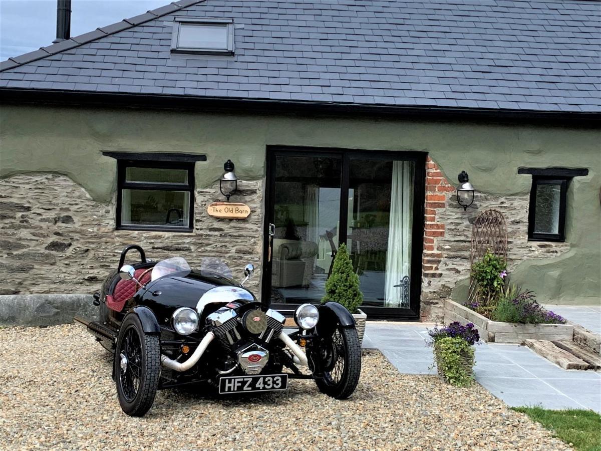 Byre Cottages & Log Cabin Cardigan Bagian luar foto